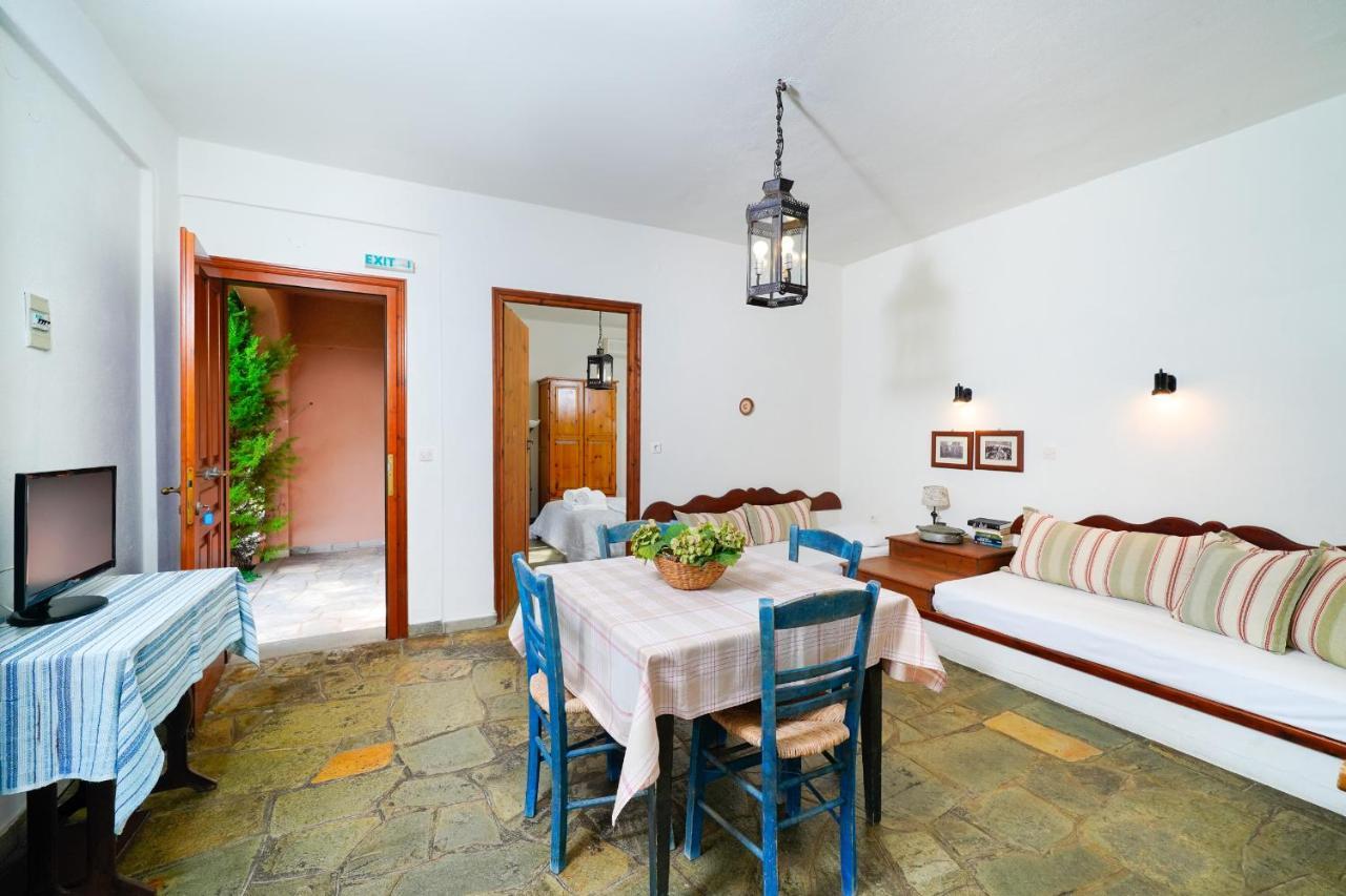 Giola Bungalows Sirines Астріс Екстер'єр фото